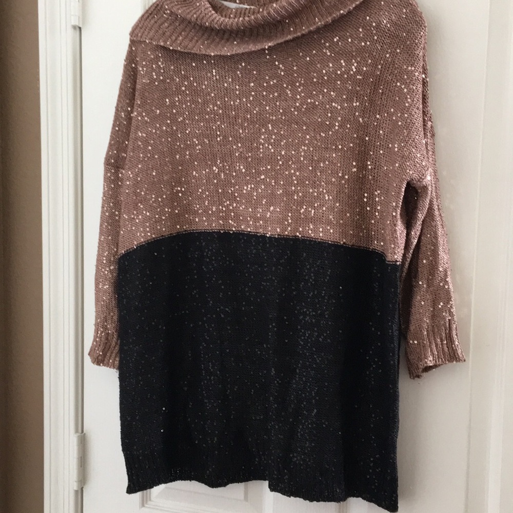 FINAL MARKDOWN SHIMMERY belldini sweater large